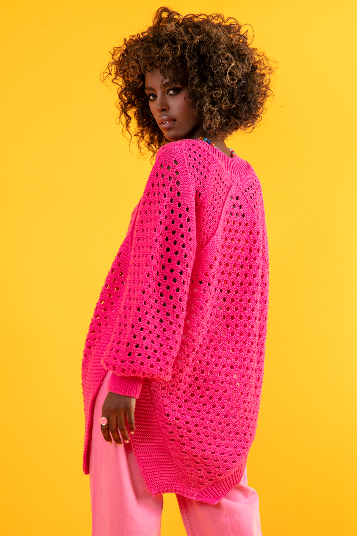 Sweater in Pink mit Cut-Outs