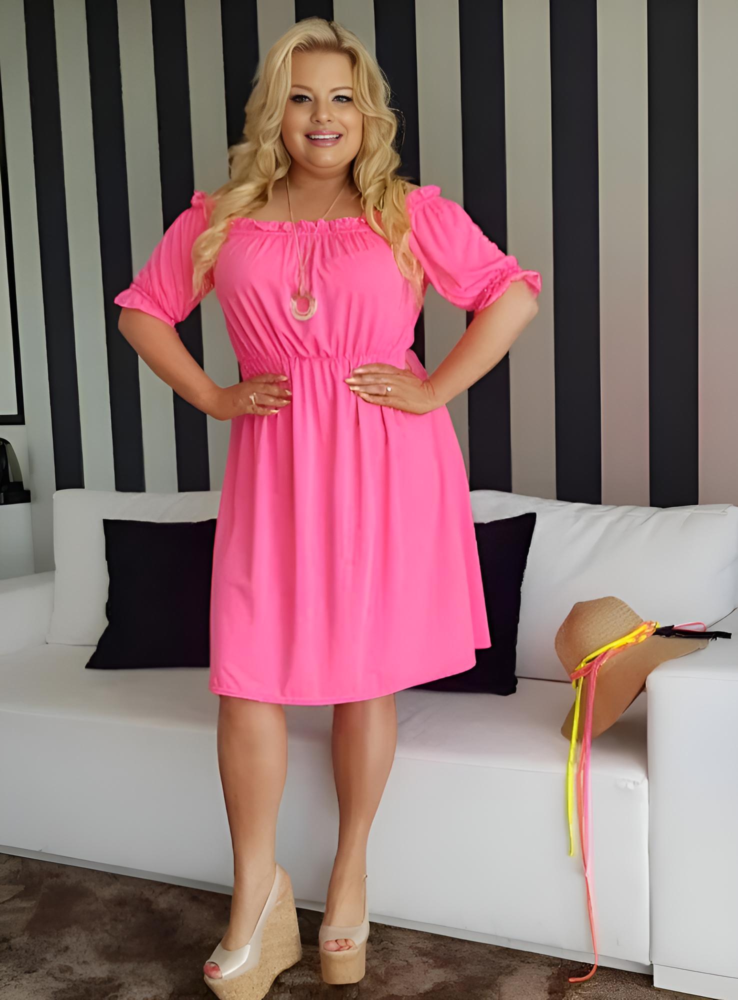 Kleid in Neon Pink Komplettansicht