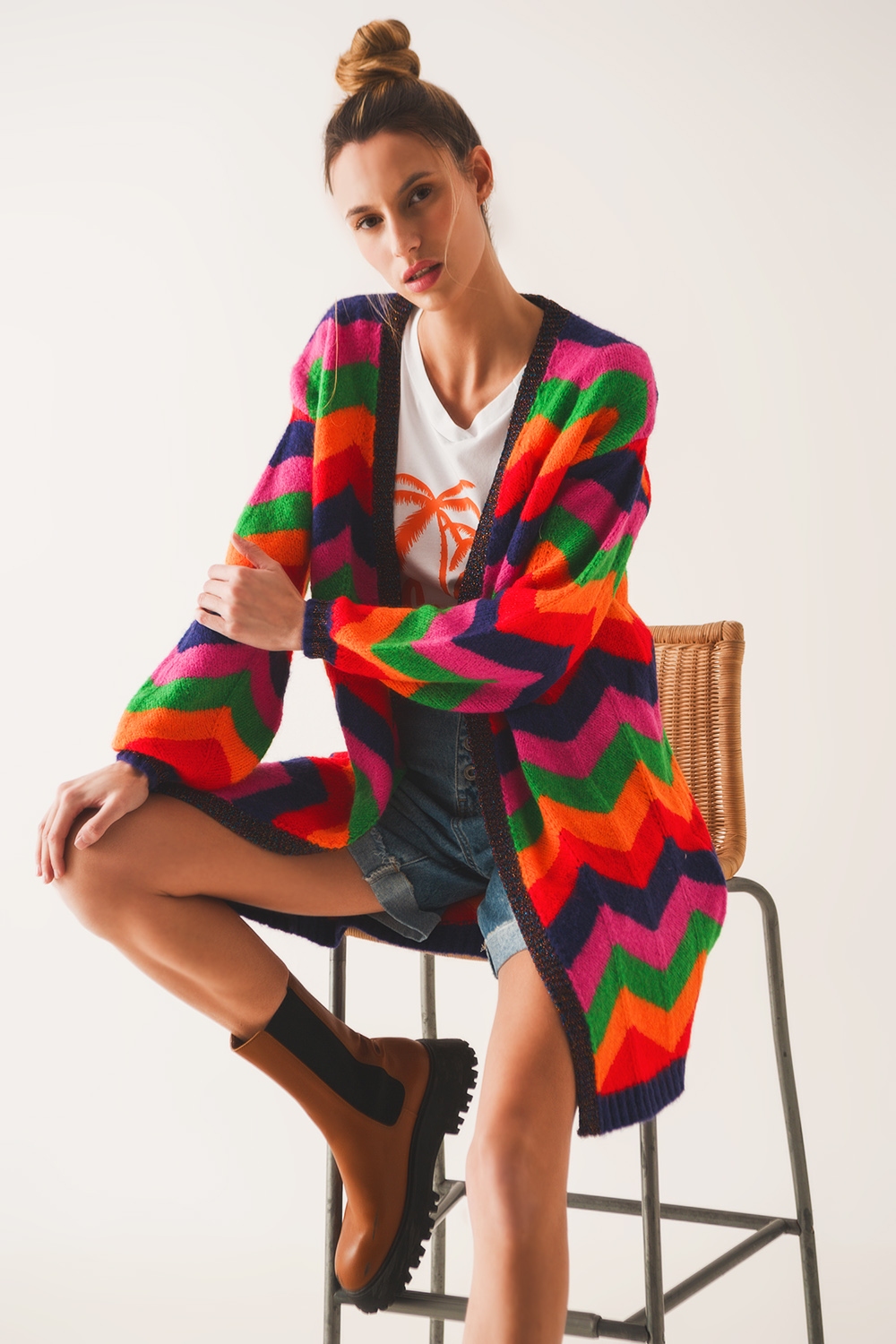 Strickjacke mit buntem Zickzack Muster
