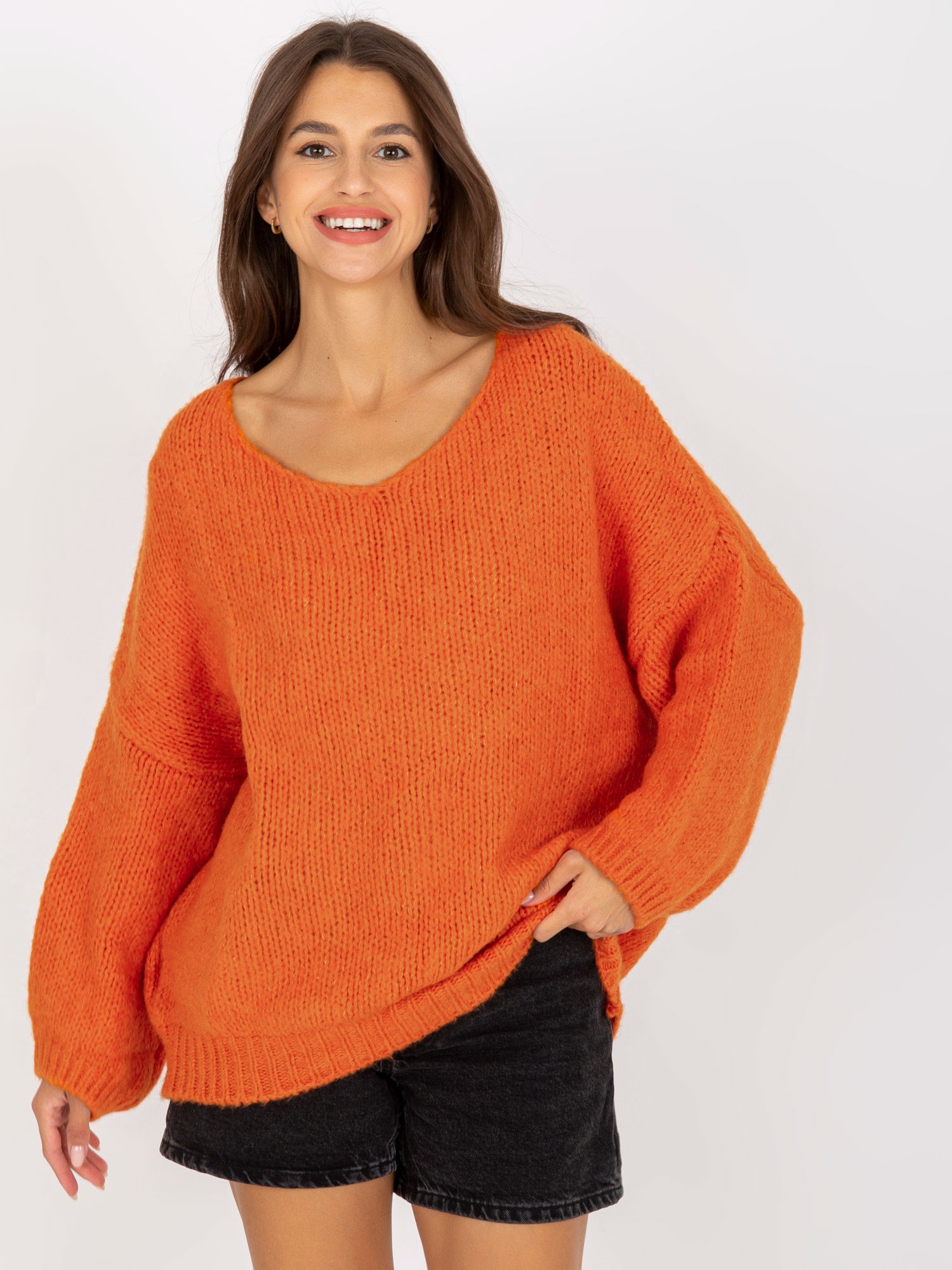 Strickpullover in Orange mit V-Ausschnitt